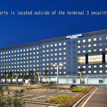 The Royal Park Hotel Tokyo Haneda Airport Terminal 3 Exterior foto *This property is located outside of the terminal 3 security areas.