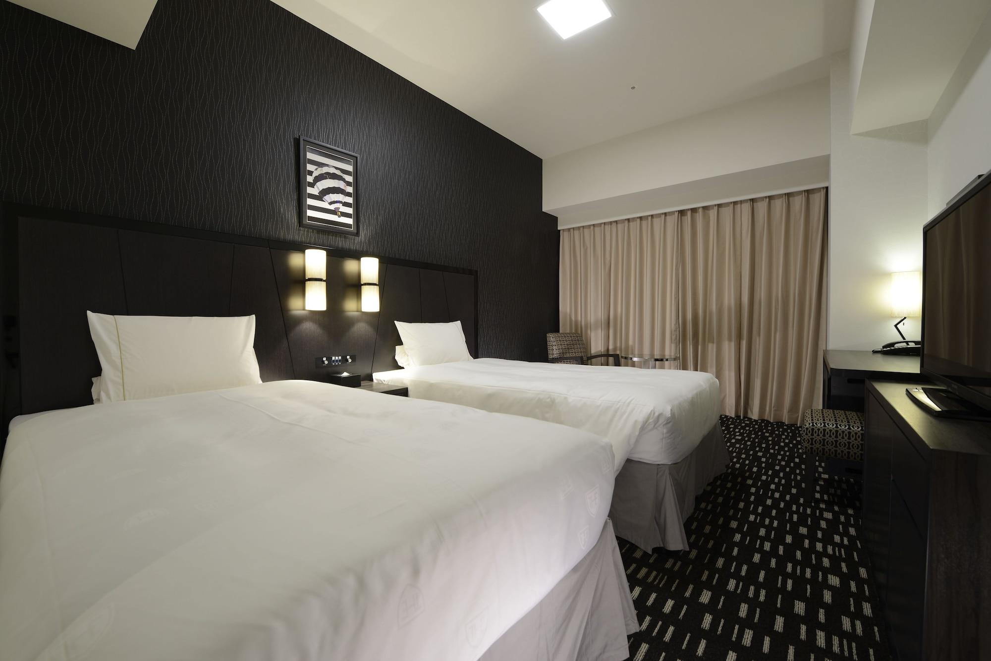 The Royal Park Hotel Tokyo Haneda Airport Terminal 3 Exterior foto A room at the hotel