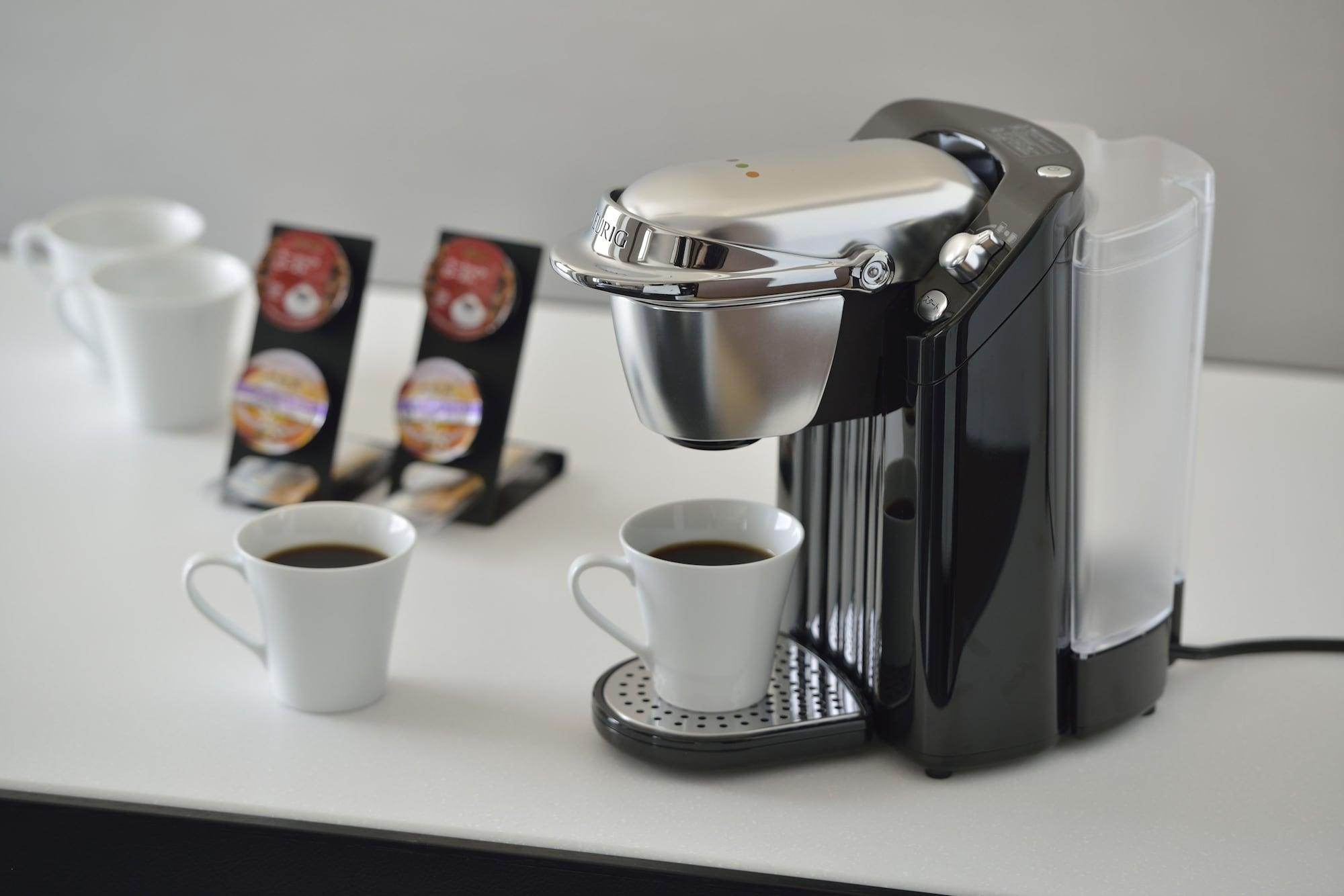 The Royal Park Hotel Tokyo Haneda Airport Terminal 3 Exterior foto A coffee machine